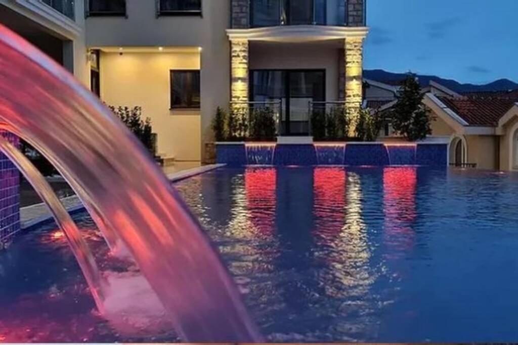 Modern Top Floor Sea View 3Br With Pools, Spa & Fitness Bečići Eksteriør billede