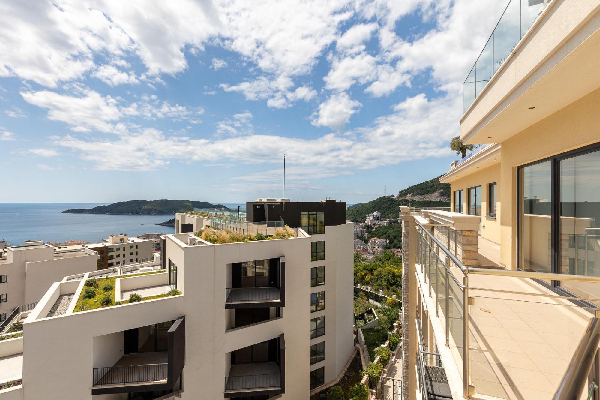 Modern Top Floor Sea View 3Br With Pools, Spa & Fitness Bečići Eksteriør billede